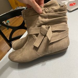 Report Footwear Booties